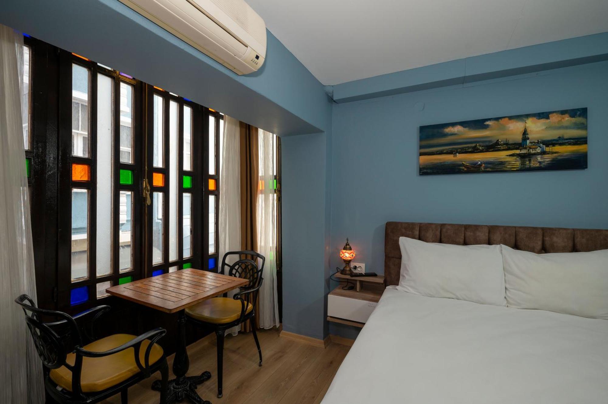 Taksim Antique Hotel อิสตันบูล ภายนอก รูปภาพ