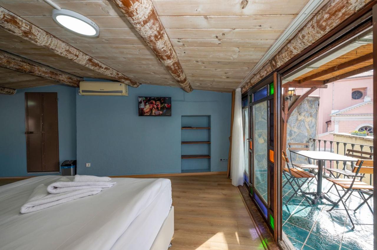 Taksim Antique Hotel อิสตันบูล ภายนอก รูปภาพ