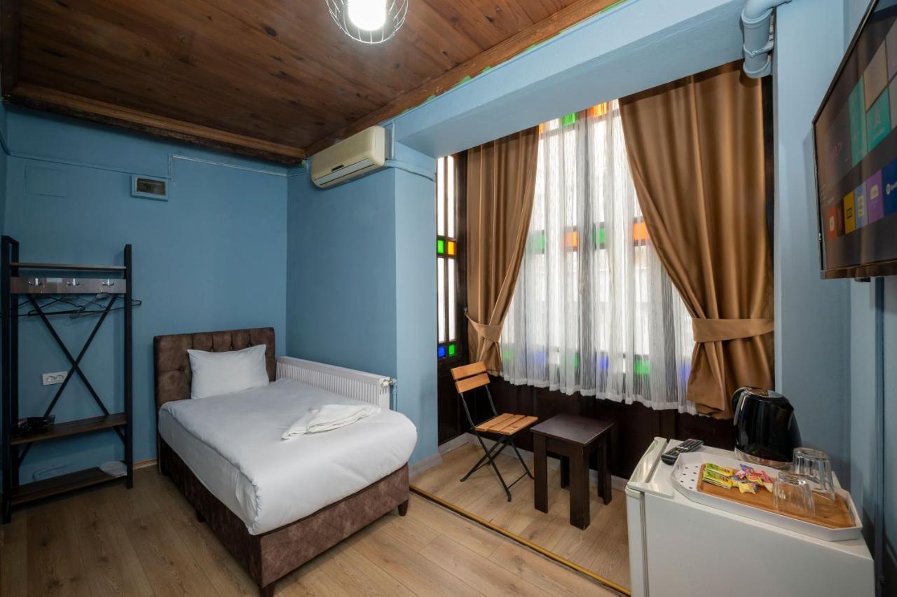 Taksim Antique Hotel อิสตันบูล ภายนอก รูปภาพ