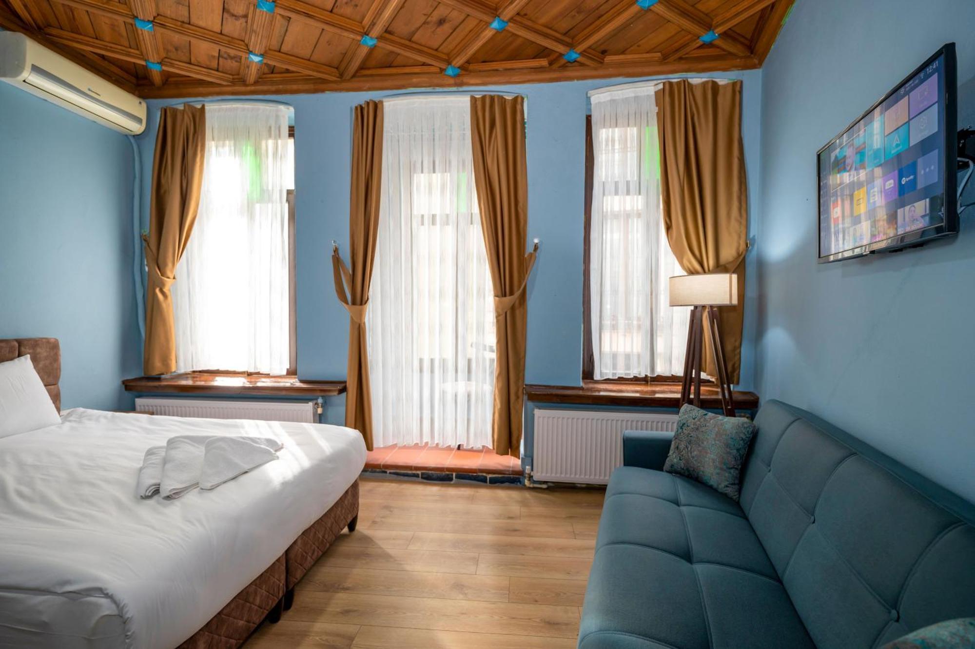 Taksim Antique Hotel อิสตันบูล ภายนอก รูปภาพ
